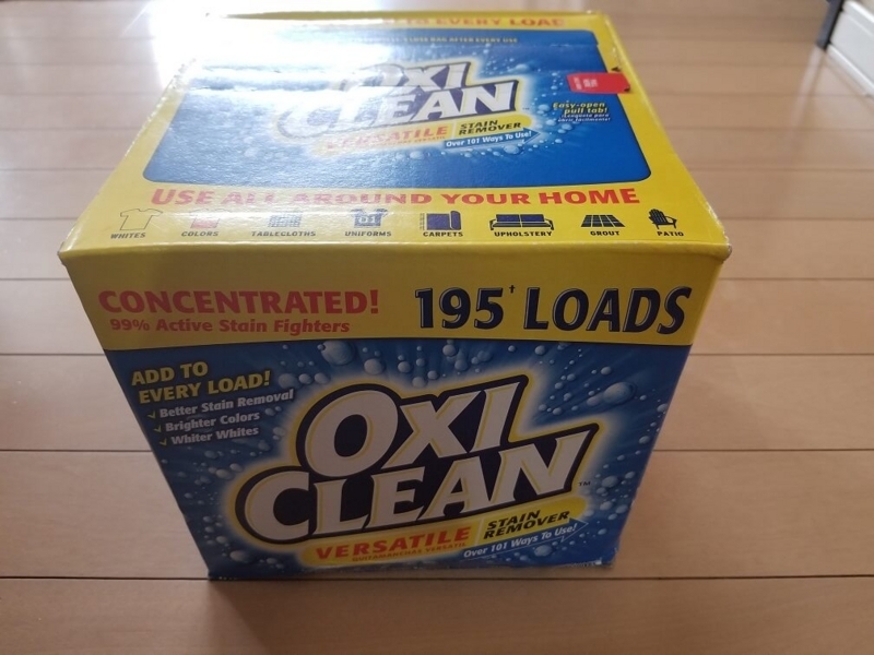 アメリカ版オキシクリーンの箱