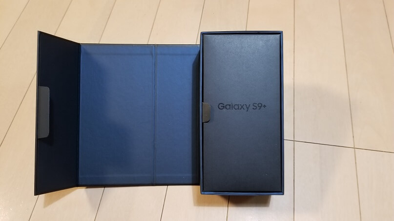 Galaxy S9＋の箱