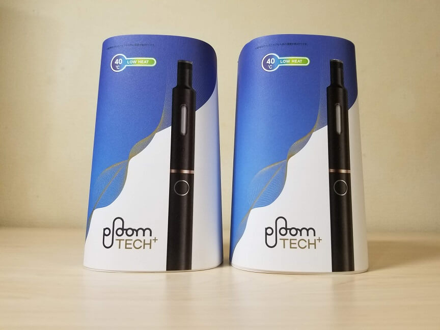 プルームテック・プラス(Ploom TECH＋)のブラックとホワイト