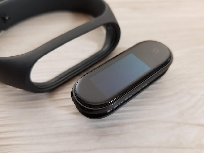 Xiaomi MiBand4の外観