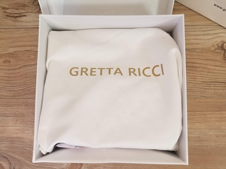 GRETTA RICCIの梱包