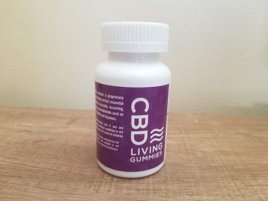 CBD LIVINGのCBDグミ レビュー