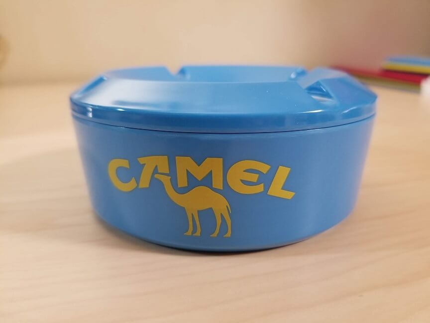 CAMELオリジナル灰皿