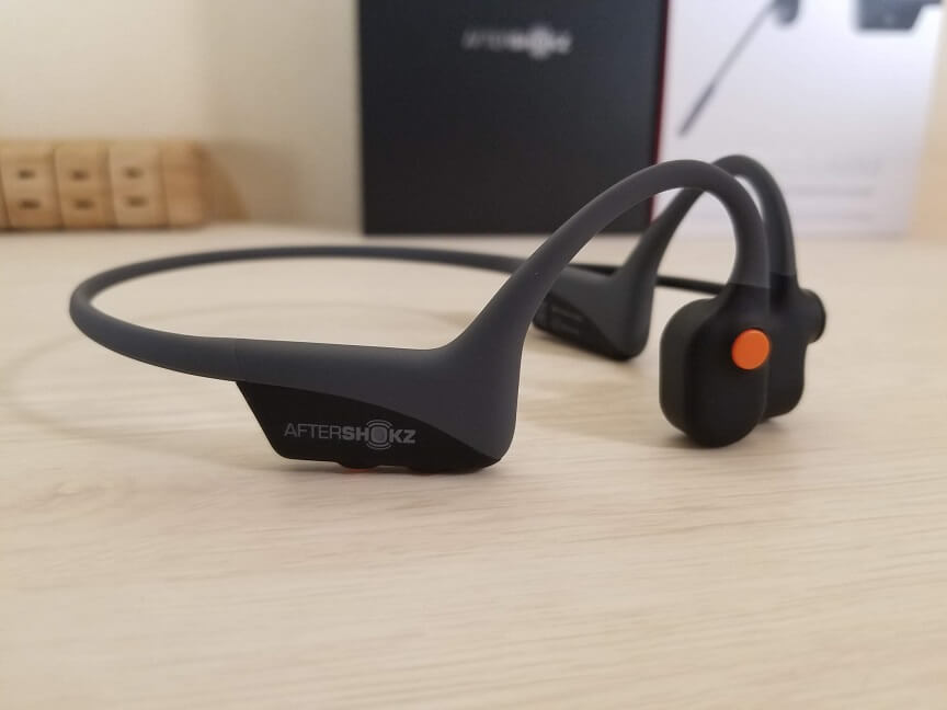 AfterShokz OpenCommの外観