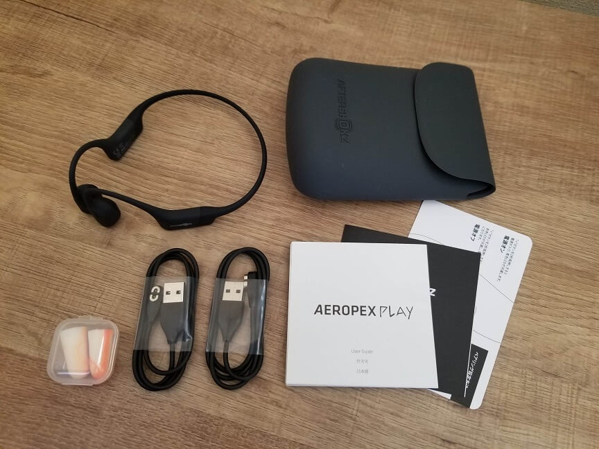 AfterShokz Aeropex Playの付属品