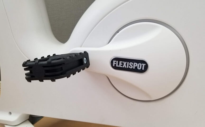 FLEXISPOT デスクバイク V9のペダル