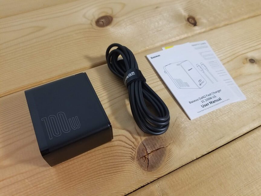 Baseus GaN2 Fast Chargerの付属品