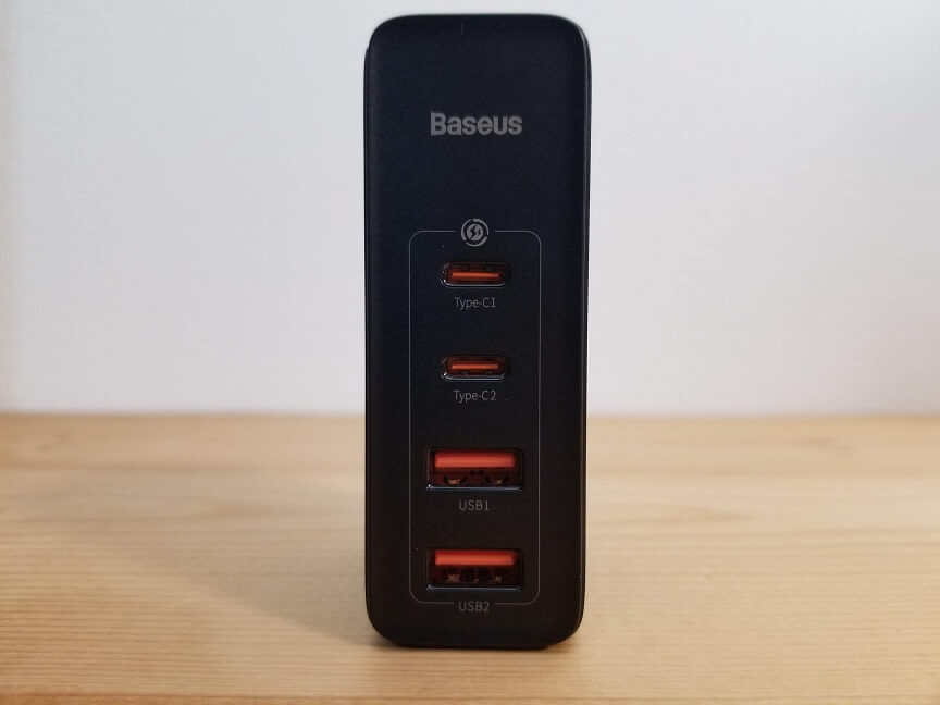 Baseus GaN2 Pro Quick Chargerの外観