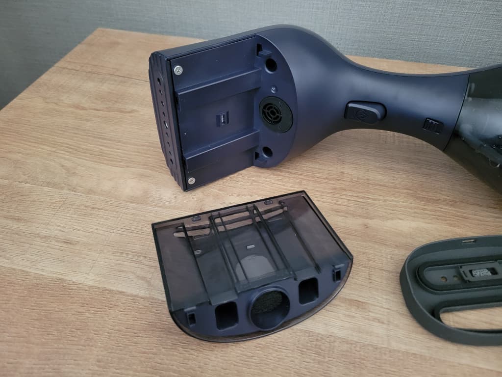 衣類スチーマー「Morus V3」