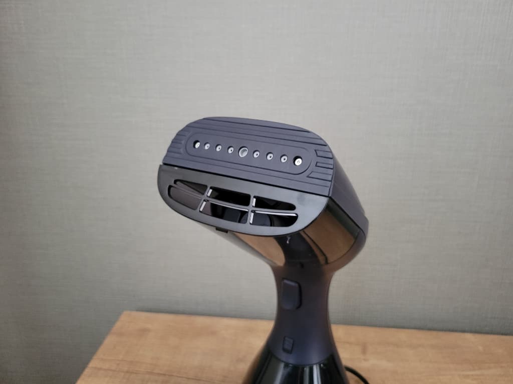 衣類スチーマー「Morus V3」