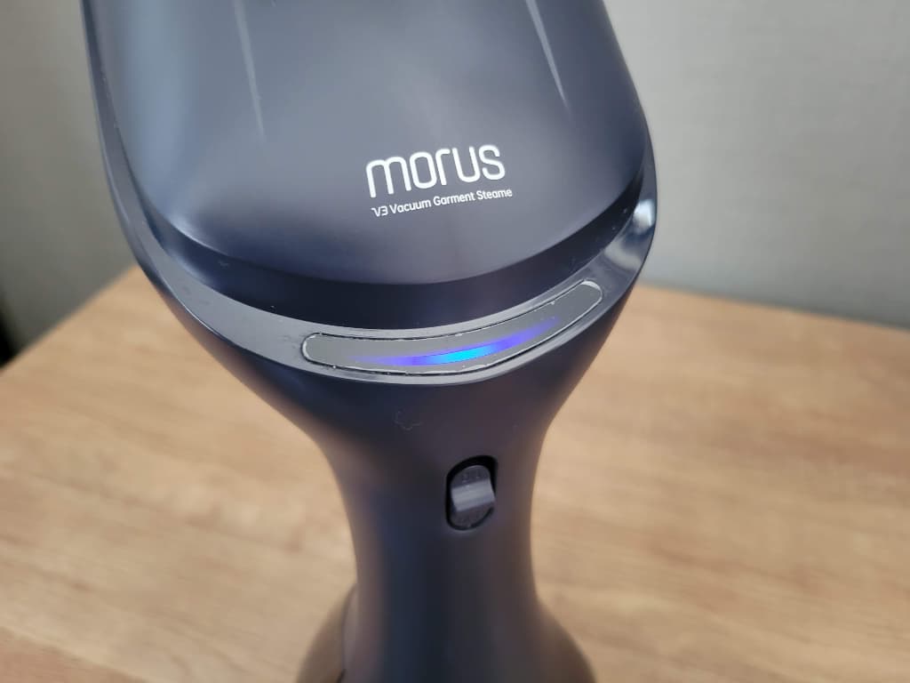 衣類スチーマー「Morus V3」