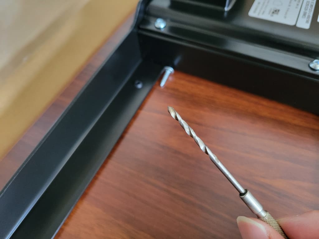 FlexiSpot E7 Proの組み立て
