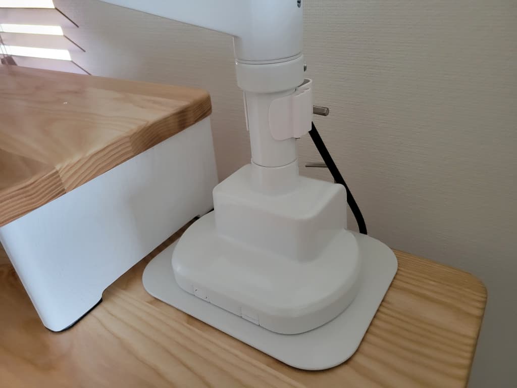 Rasicalモニターアームの設置
