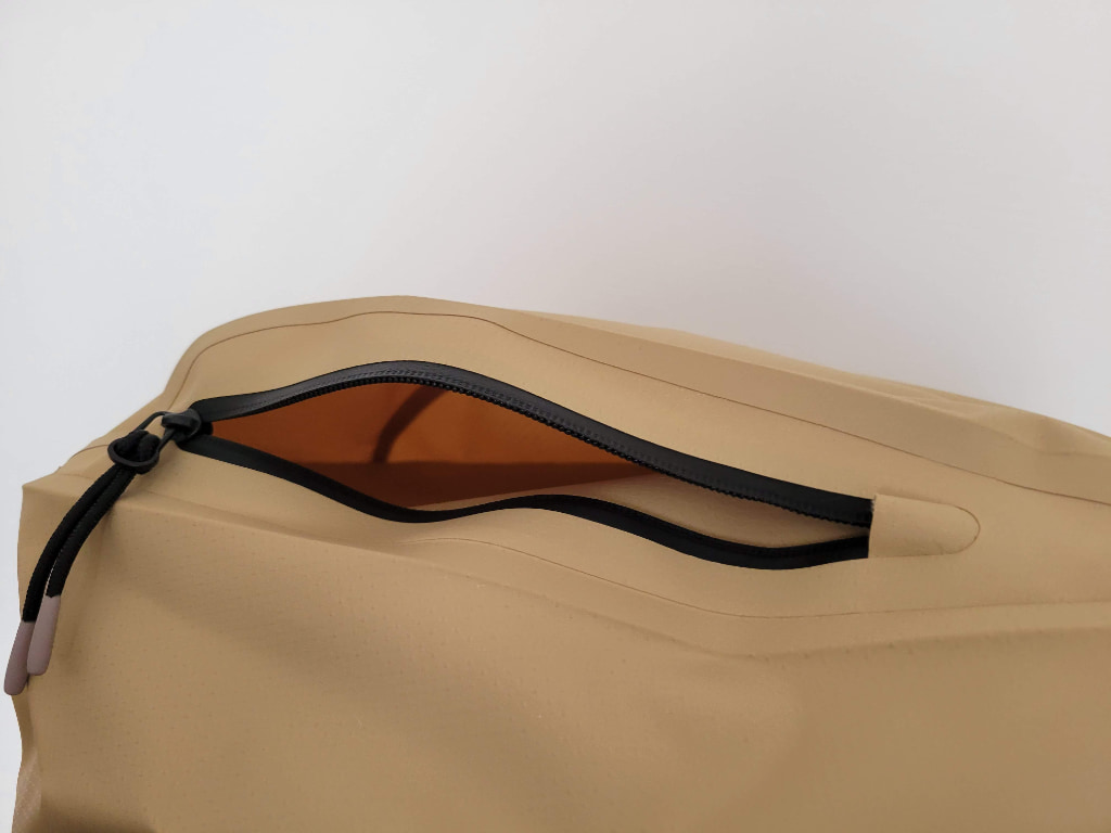 Lightweight DuoSeal Backpack 14"