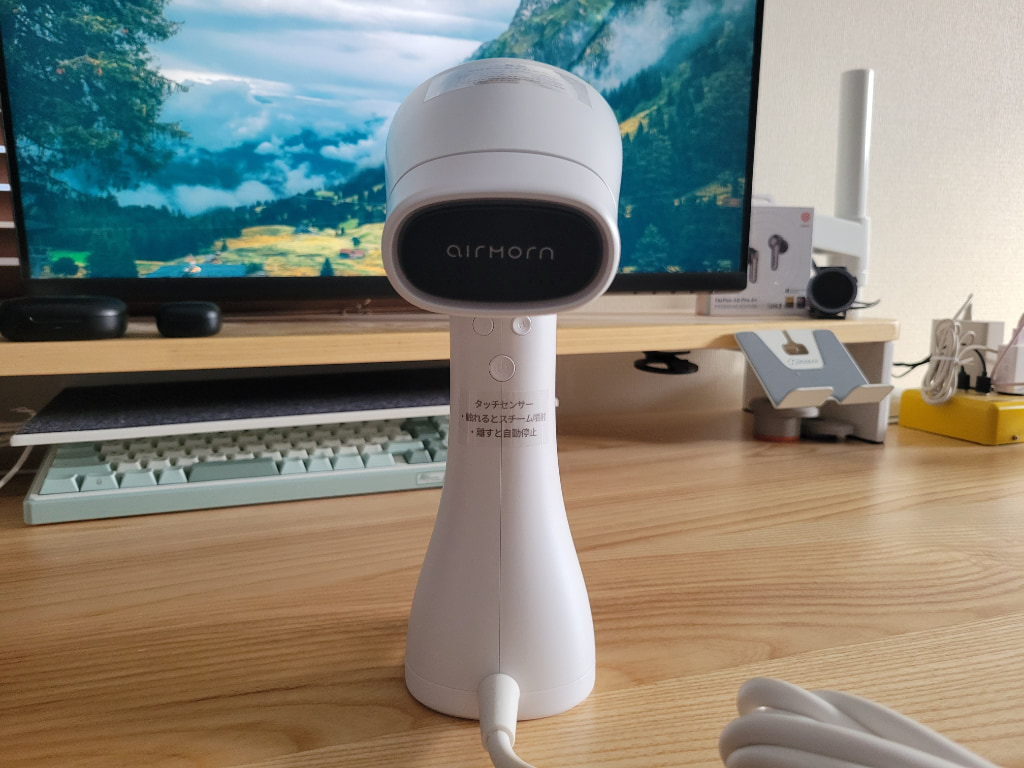 airmorn one 吸着式衣類スチーマー