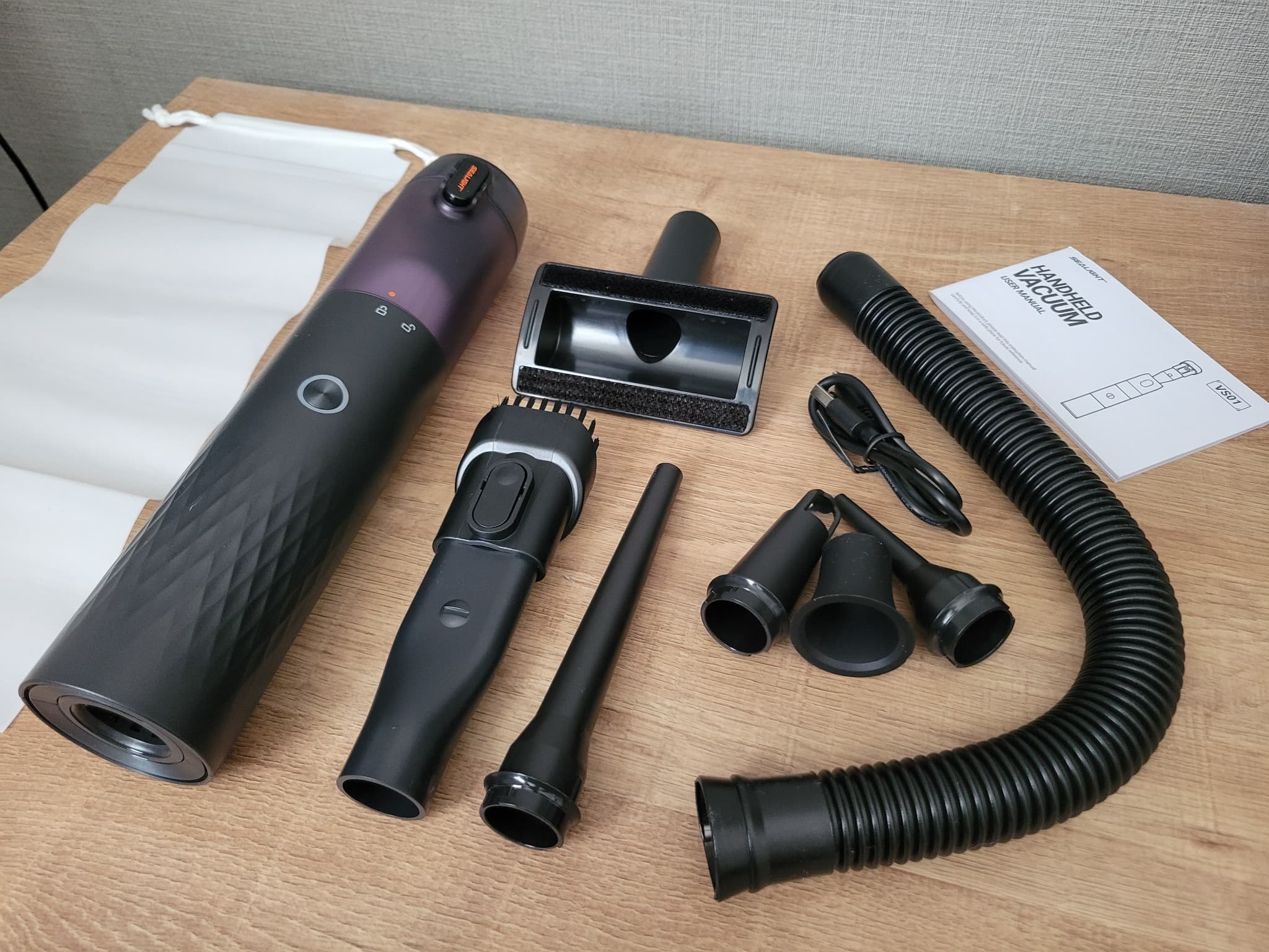 SEALIGHT VS01 車用掃除機 ハンディクリーナーの付属品