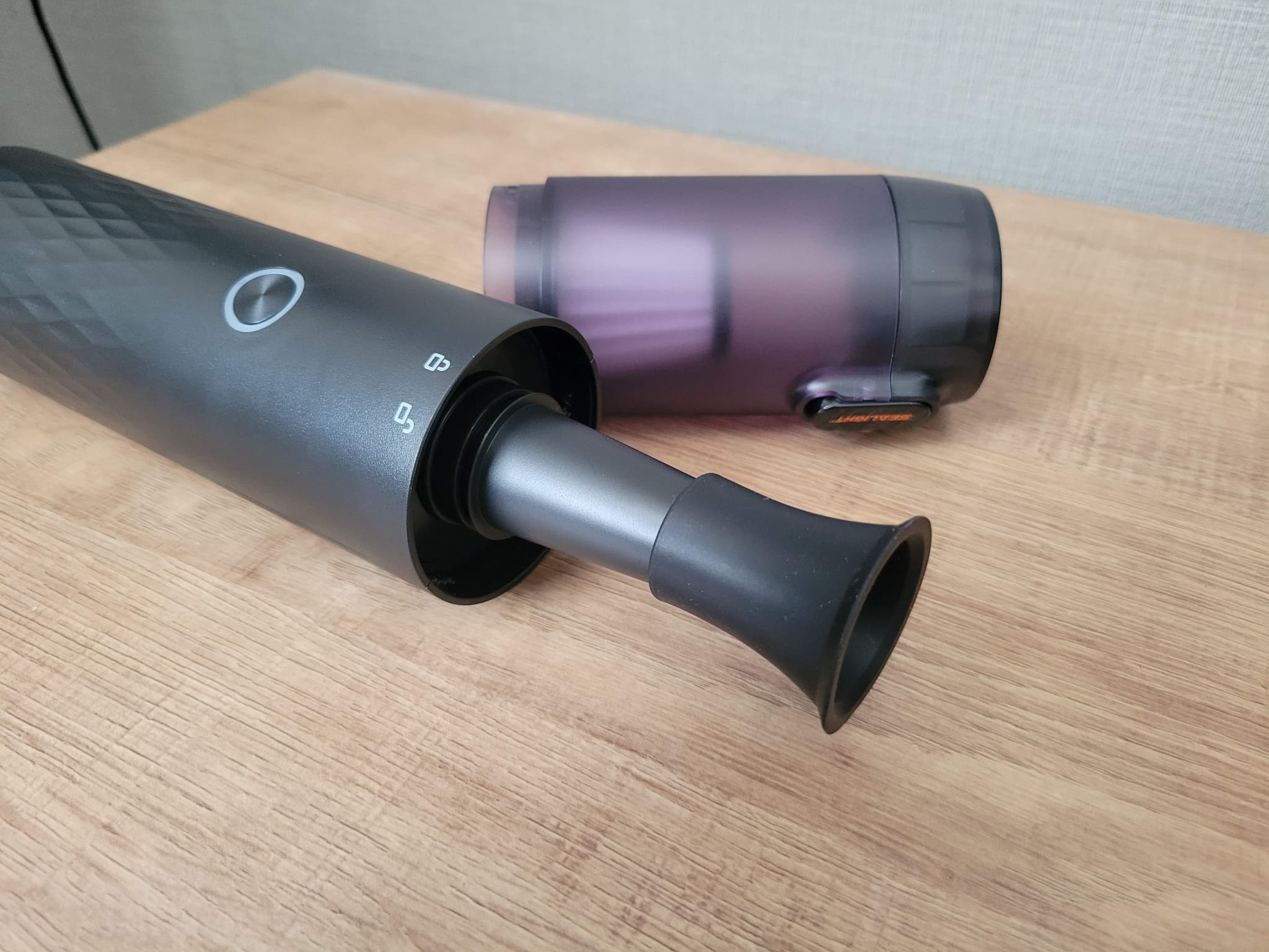 SEALIGHT VS01 車用掃除機 ハンディクリーナー