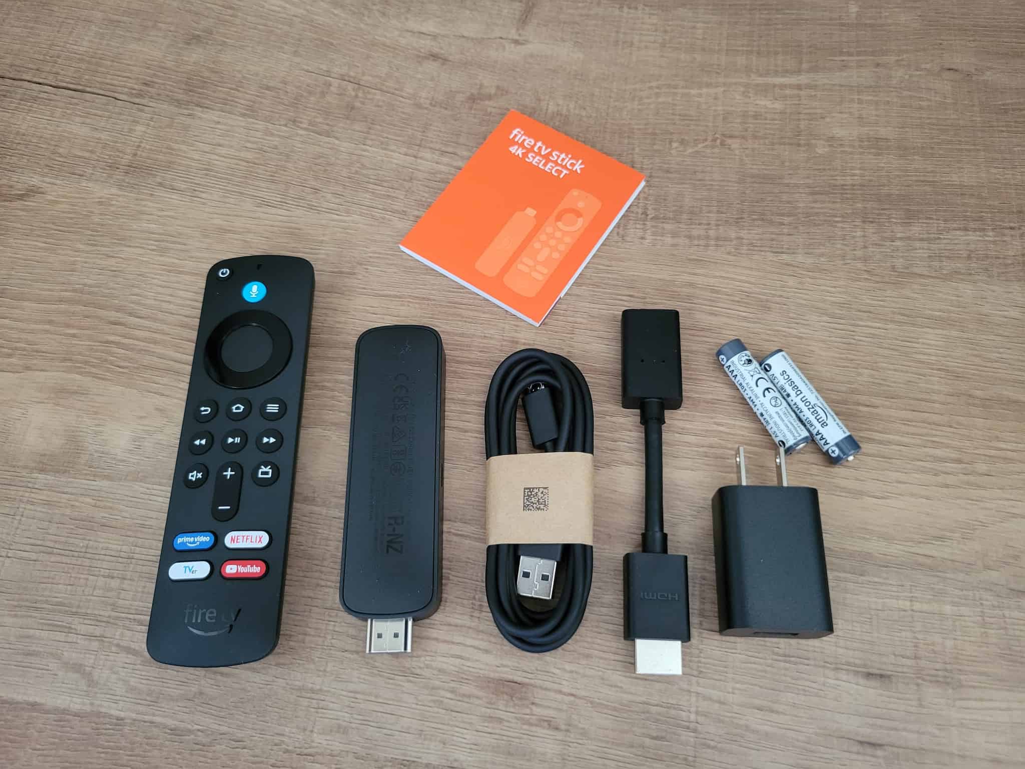Fire TV Stick 4K Selectの本体と付属品一覧