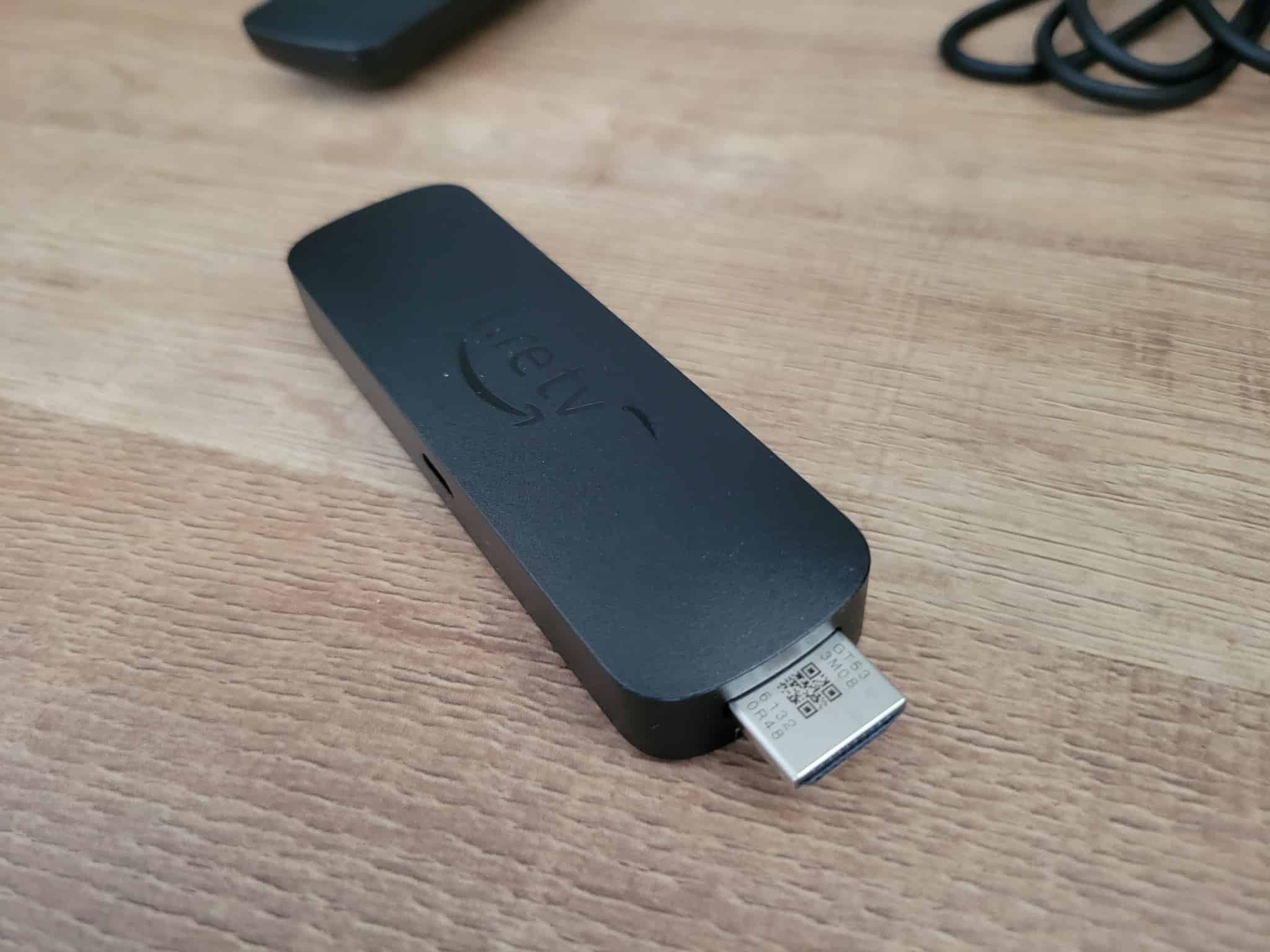 Fire TV Stick 4K Select本体の外観