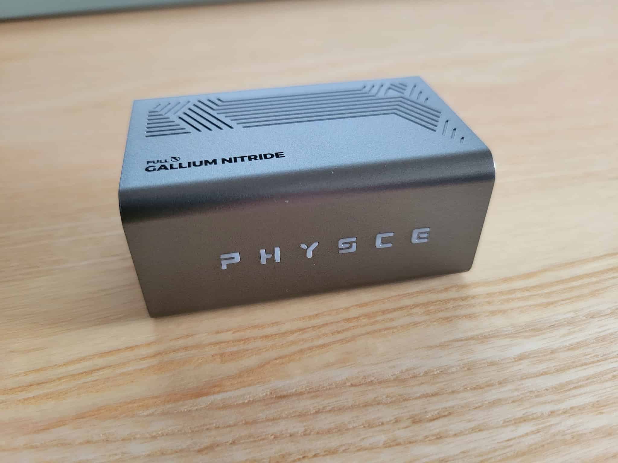 PHYSCE 67W 急速充電器